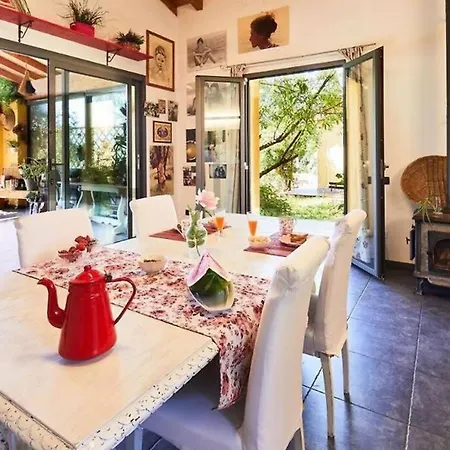 Alba Villa *